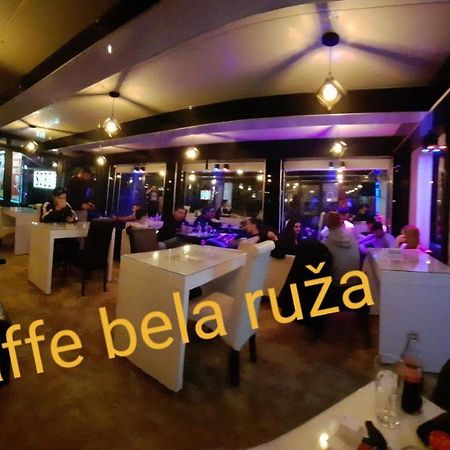 Bela Ruza Ξενοδοχείο Βελιγράδι Εξωτερικό φωτογραφία
