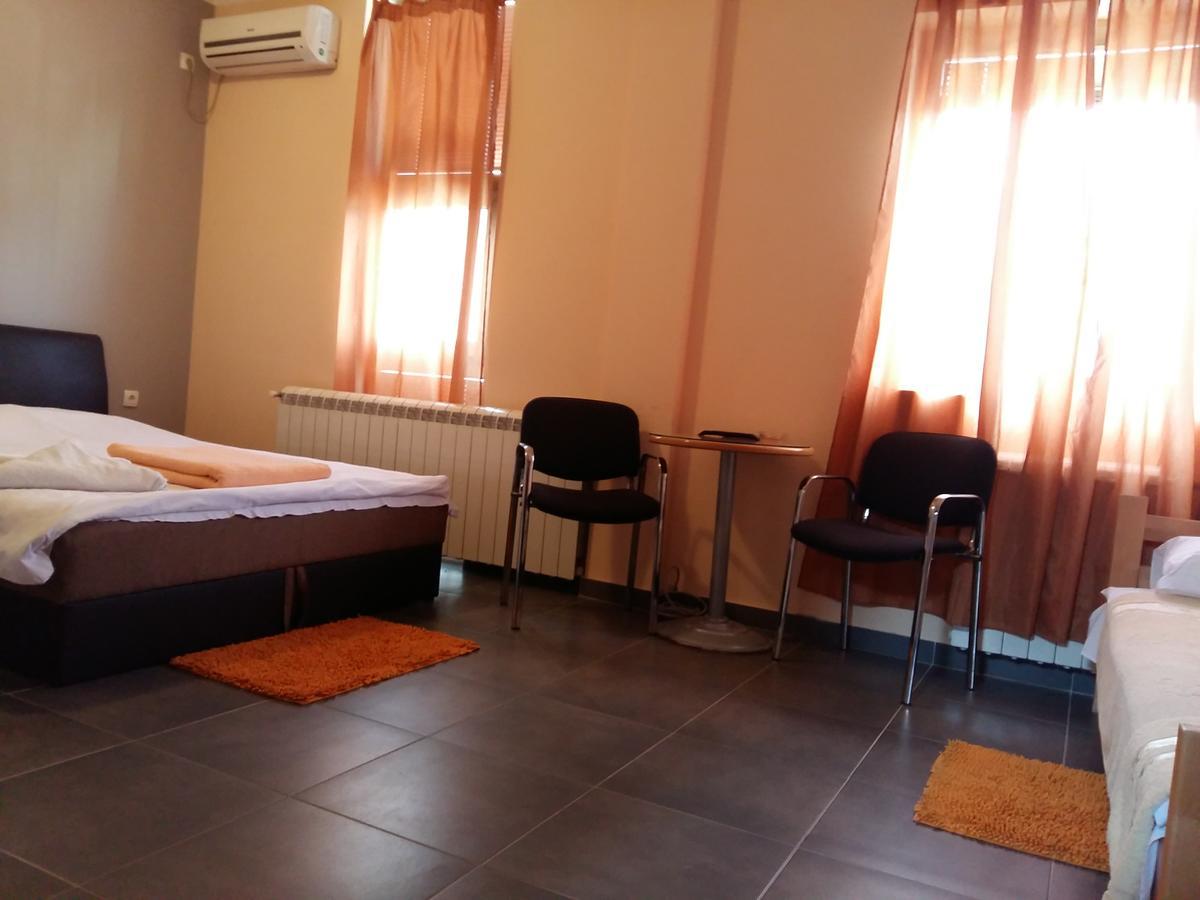 Bela Ruza Ξενοδοχείο Βελιγράδι Εξωτερικό φωτογραφία